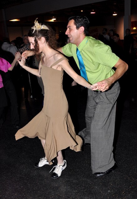 min 2008 11 08 fous swing 094